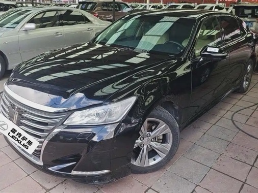 Toyota Crown 2016