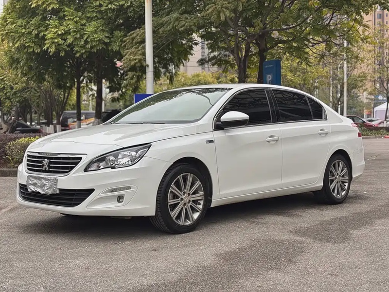 Peugeot 408