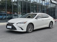 Lexus ES 2021
