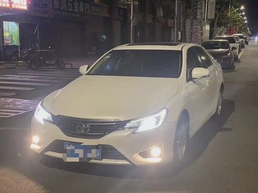 Toyota Reiz 2016
