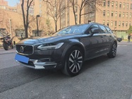 Volvo V90 2024