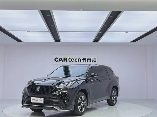 Toyota Crown Kluger 2024