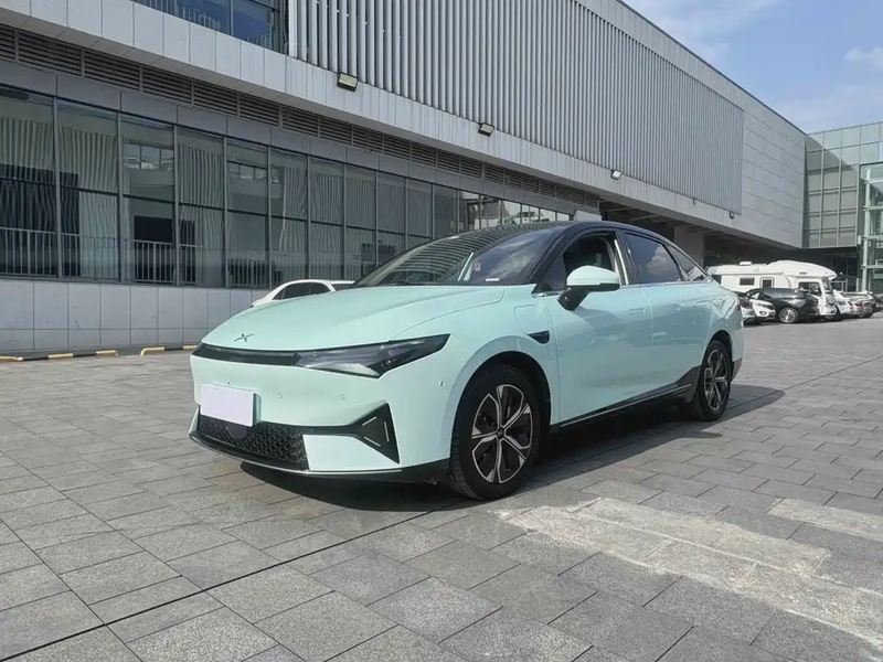 XPeng P5