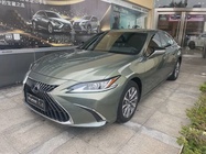 Lexus ES 2022