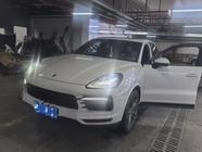 Porsche Cayenne 2022