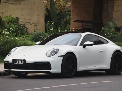 Porsche 911 2021