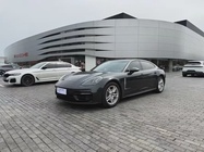 Porsche Panamera 2023