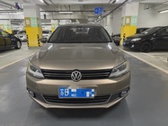 Volkswagen Sagitar 2015