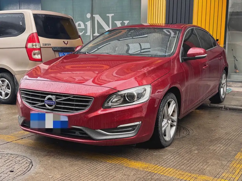 Volvo S60