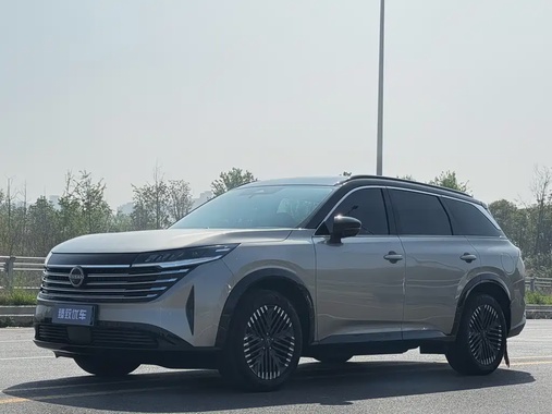 Nissan Teramont 2024