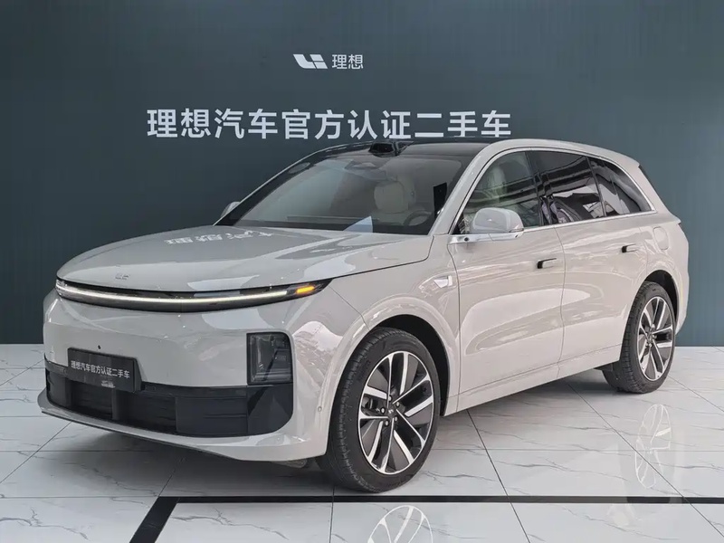 Li Auto L6