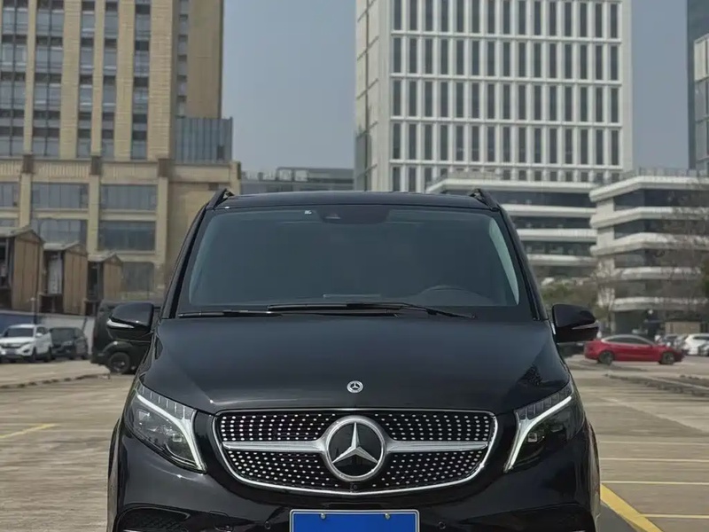 Mercedes-Benz V-Class