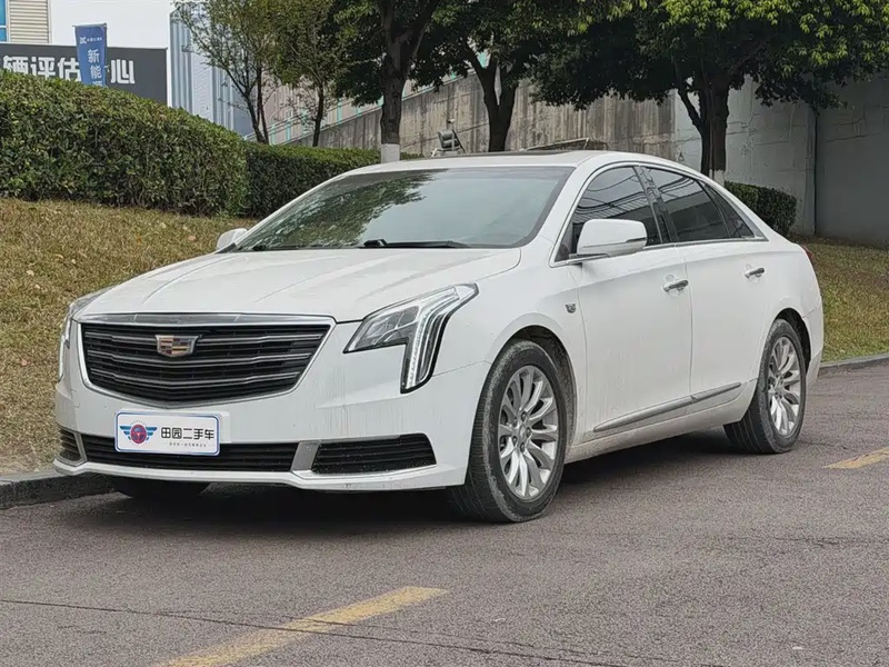 Cadillac XTS