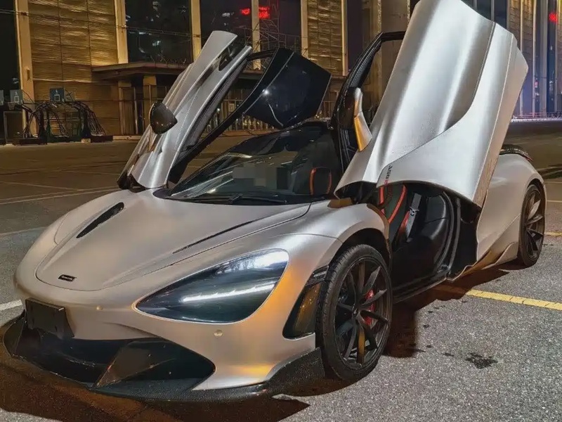McLaren 720S