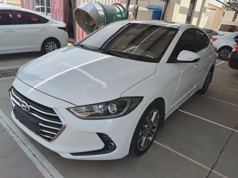 Hyundai Elantra