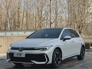 Volkswagen Golf 2025