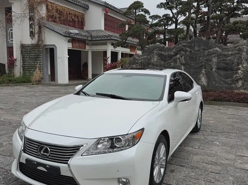 Lexus ES 2014