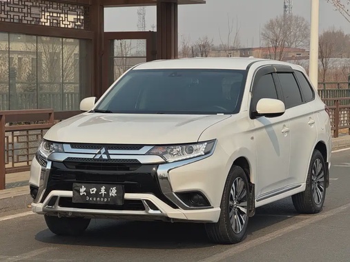 Mitsubishi Outlander 2022