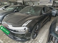 Zeekr 001 2024