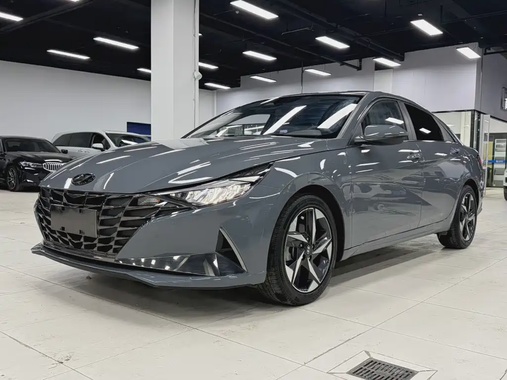 Hyundai Elantra 2022