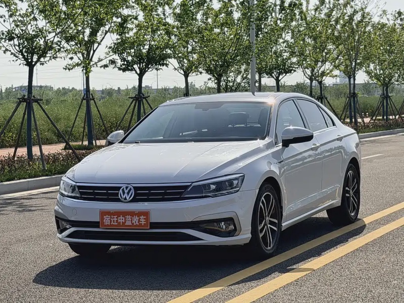 Volkswagen Lamando