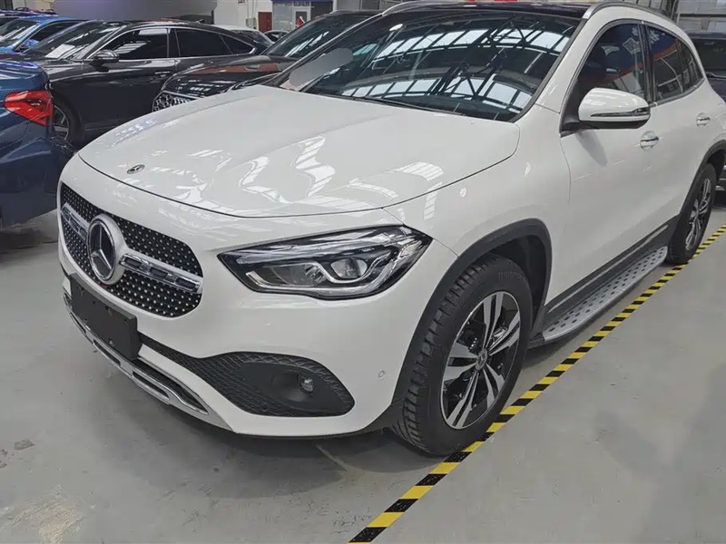 Mercedes-Benz GLA-Class