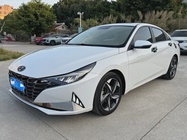 Hyundai Elantra 2022