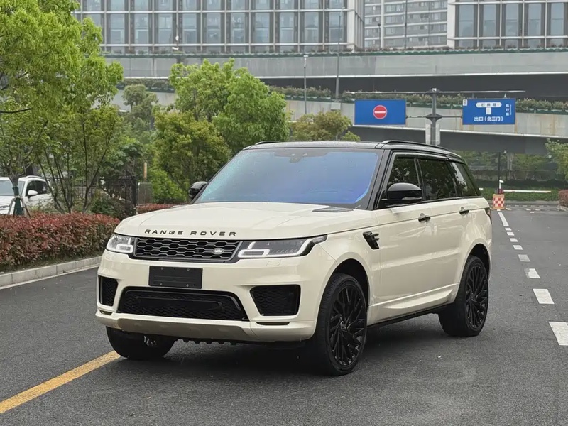 Land Rover Sport