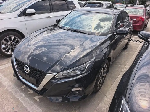 Nissan Teana 2021