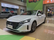 Nissan Teana 2023