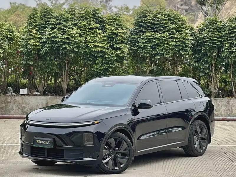 Li Auto L6