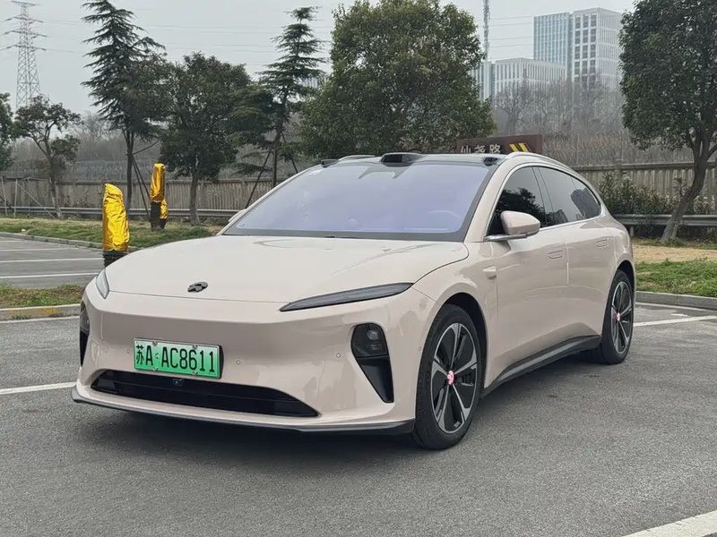 NIO ET5T