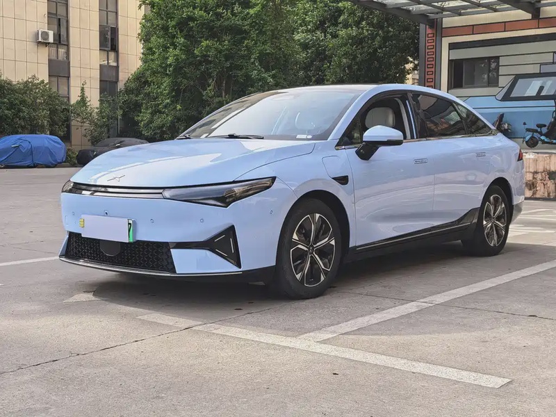 XPeng P5