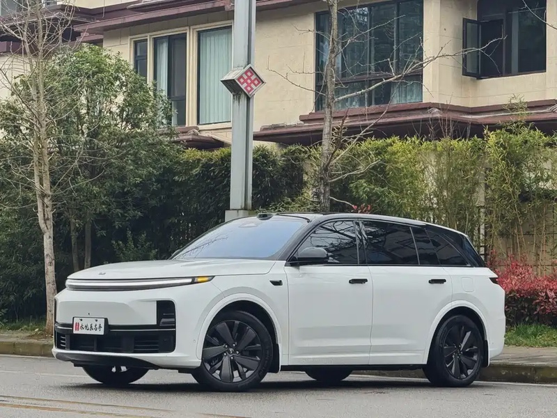 Li Auto L7