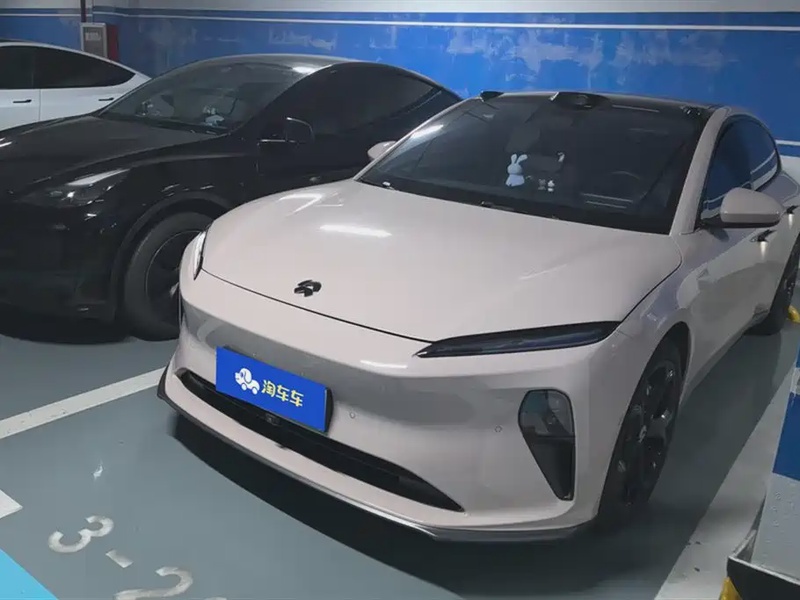 NIO ET5T