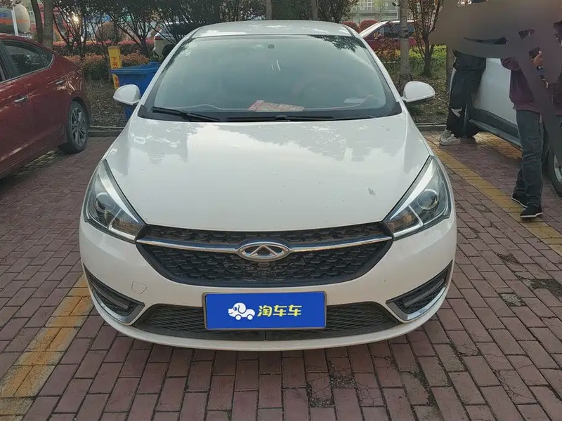 Chery Arrizo 5