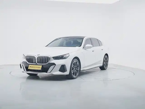 BMW 5 Series 2024