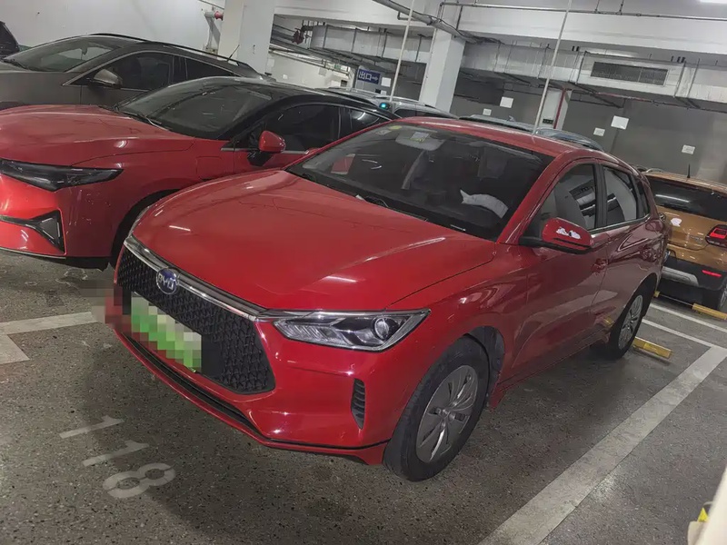 BYD e2