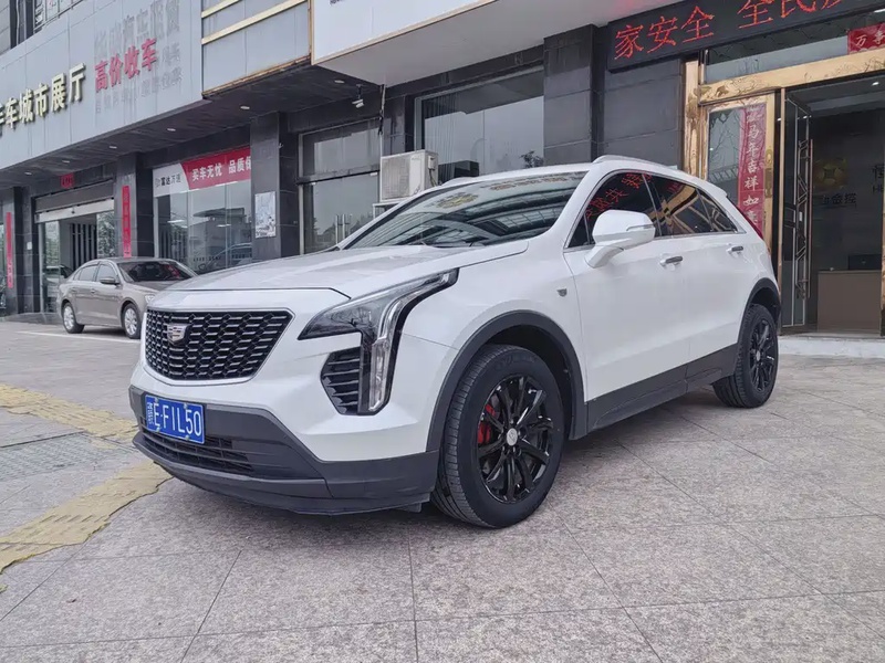 Cadillac XT4