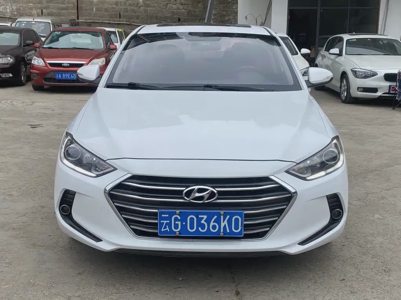 Hyundai Elantra