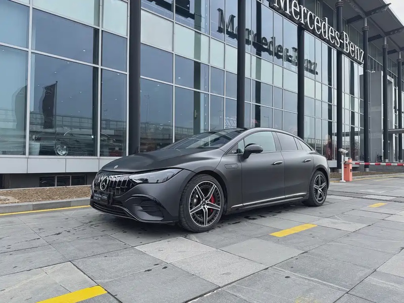 Mercedes-Benz EQE