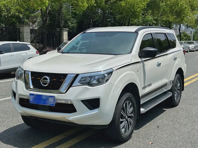 Nissan Terra