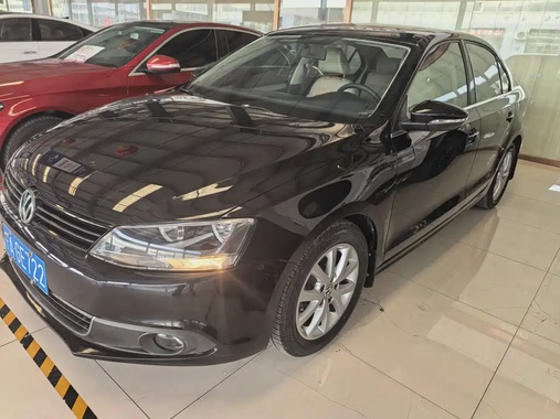 Volkswagen Sagitar 2012