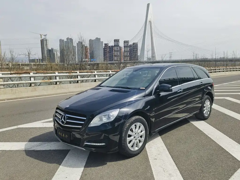 Mercedes-Benz R-Class
