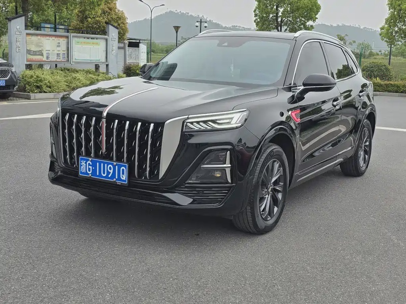 Hongqi HS5