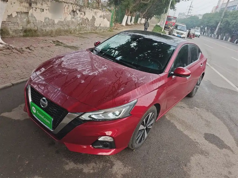 Nissan Teana