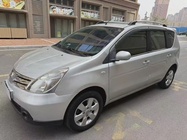 Nissan Livina 2012