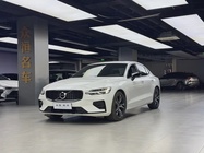 Volvo S60 2022