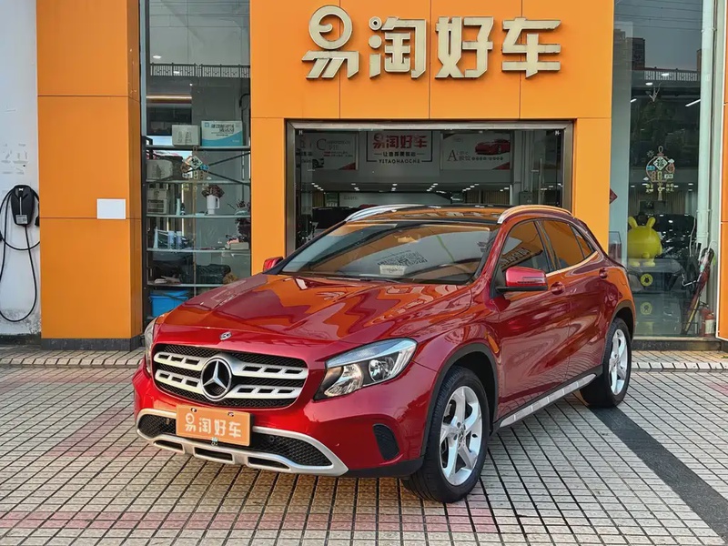 Mercedes-Benz GLA-Class