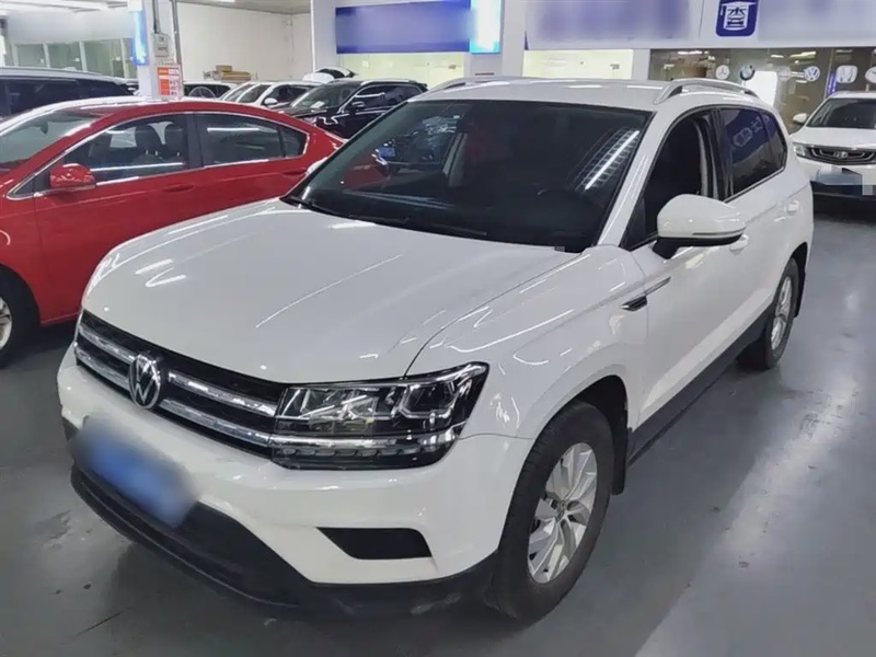 Volkswagen Tharu